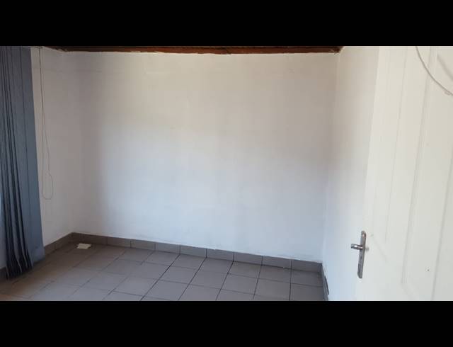 3 BEDROOM FREEHOLD FOR SALE IN NORTHDALE